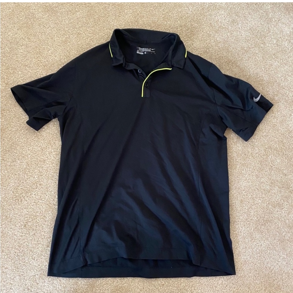 Lots of 5 mens Nike golf shirts.